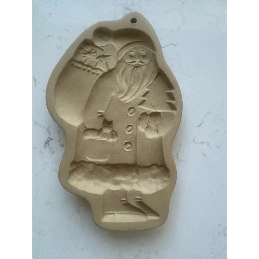 Vintage 1983 Brown Bag Cookie Art Santa Claus Stoneware‎ Cookie Mold Christmas